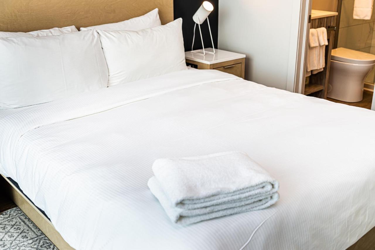 Werfy Luxury Apart-Hotel Монреал Екстериор снимка